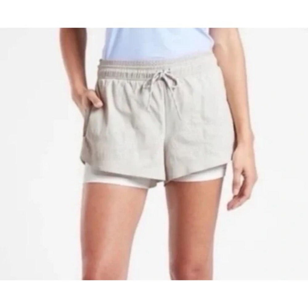 Athleta Crest 2 in 1 Shortie Birch Gray Athletic Running Shorts Size 10 Athletic